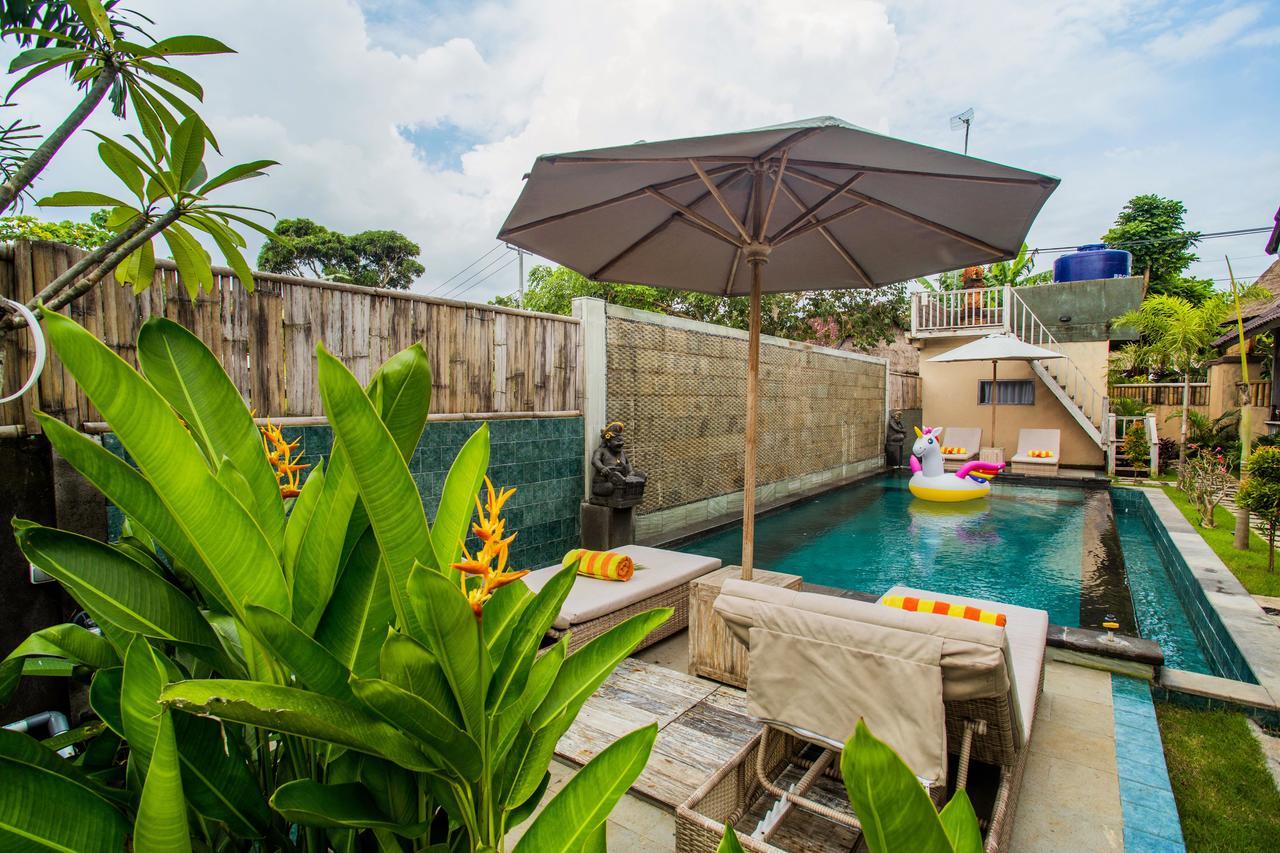 The Syron Huts Lembongan Hotel Buitenkant foto