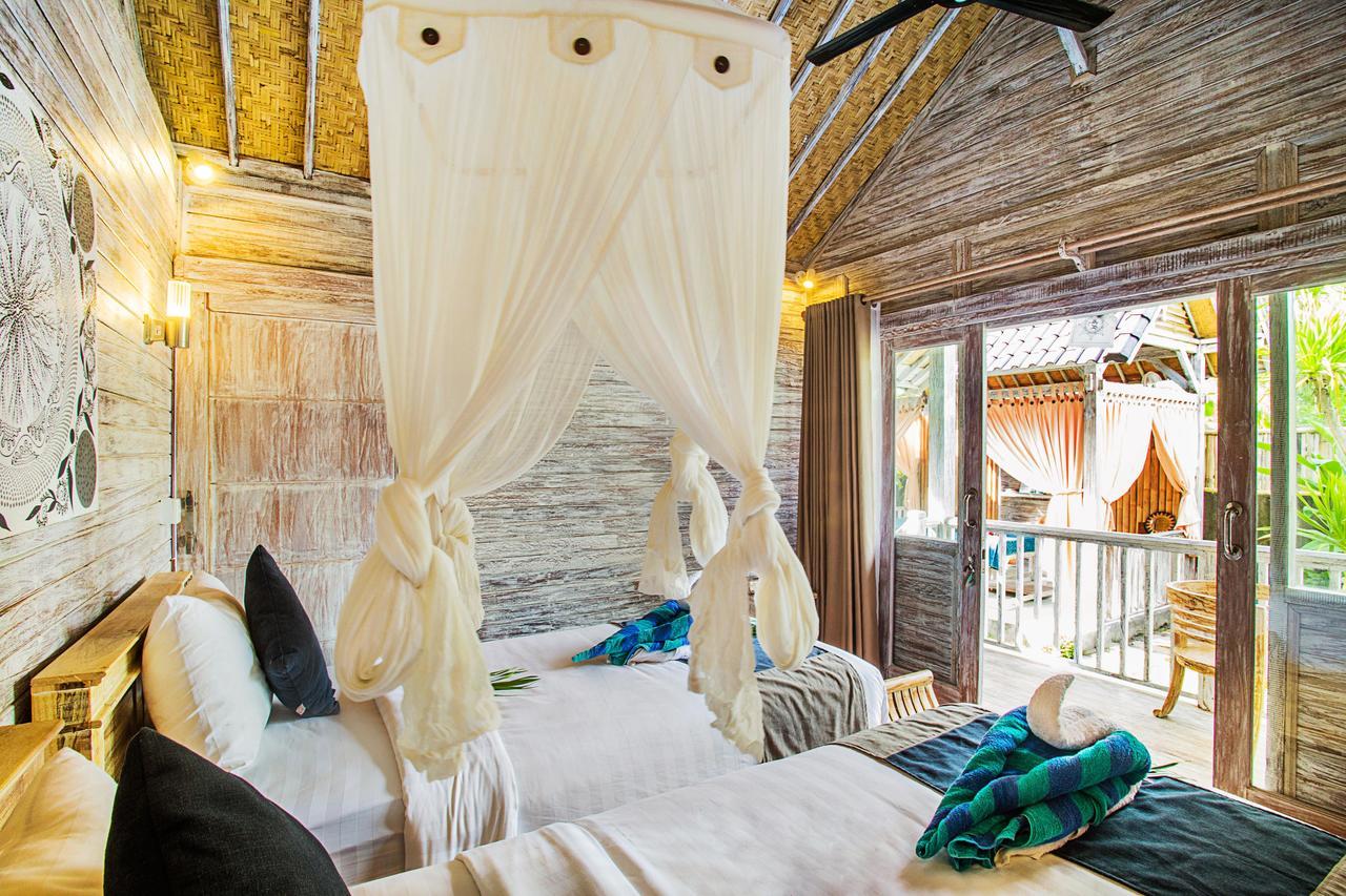 The Syron Huts Lembongan Hotel Buitenkant foto