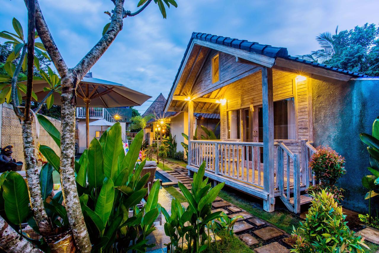 The Syron Huts Lembongan Hotel Buitenkant foto