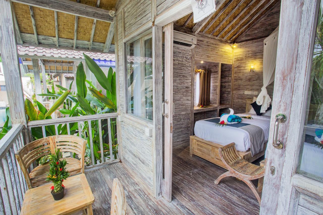 The Syron Huts Lembongan Hotel Buitenkant foto