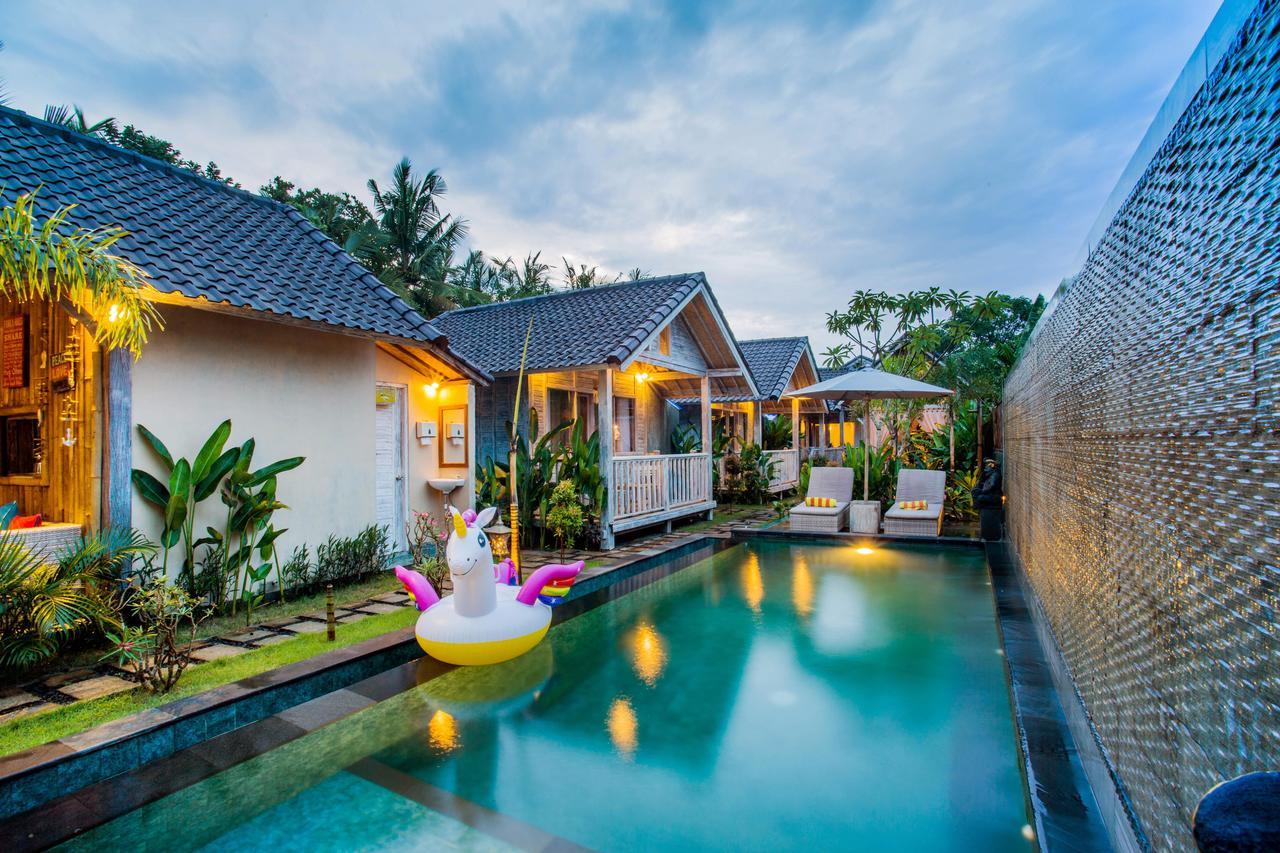 The Syron Huts Lembongan Hotel Buitenkant foto