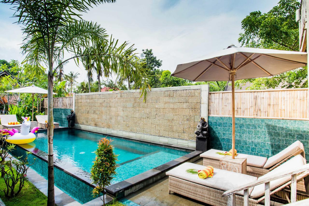 The Syron Huts Lembongan Hotel Buitenkant foto